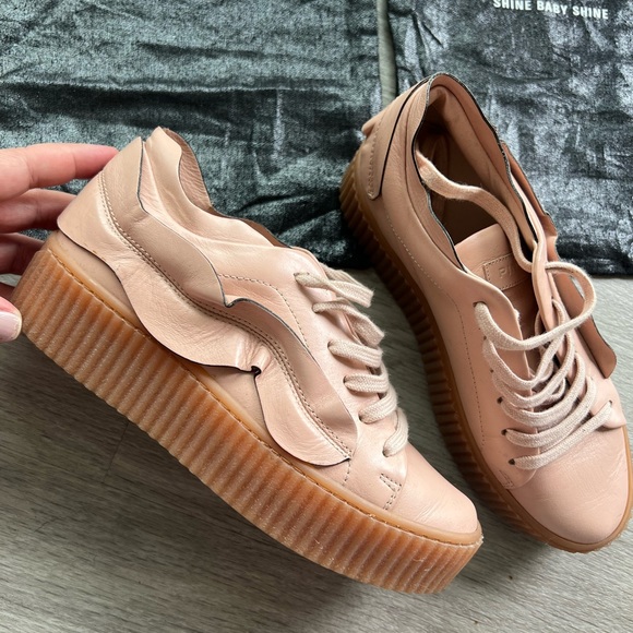 Pinko Shoes - Pinko Made in Italy Sneakers